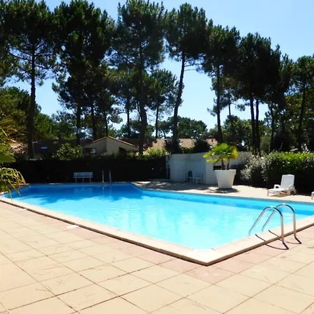 Maison Cosy Pour 4 Avec Parking Pres De La - Fr-1-705-91 Feriehus